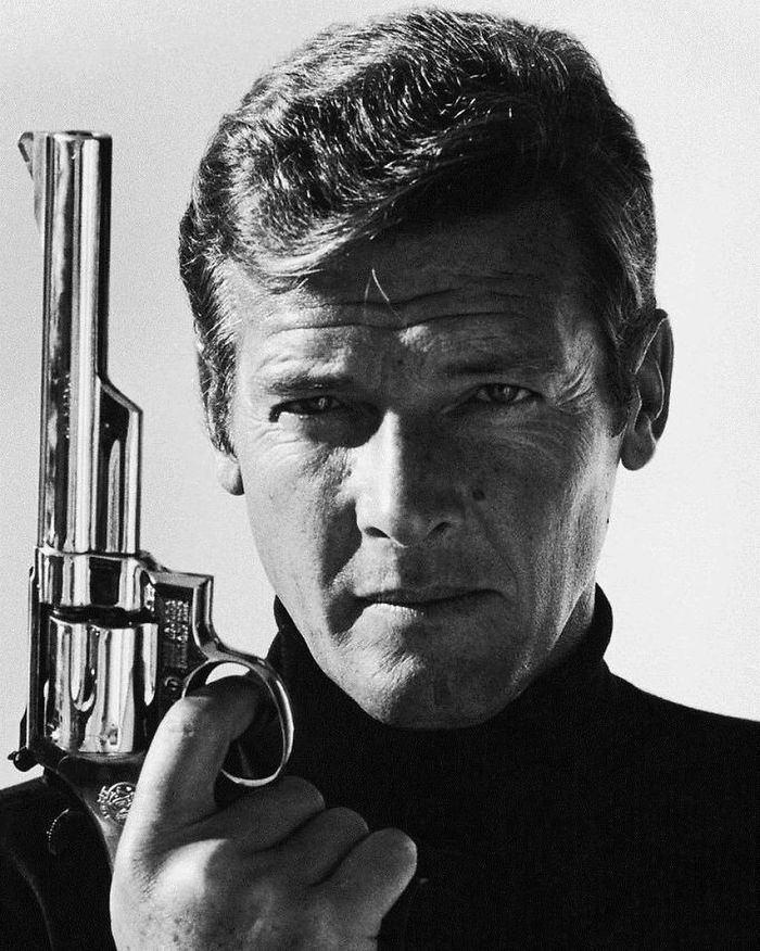 Roger Moore, 1973