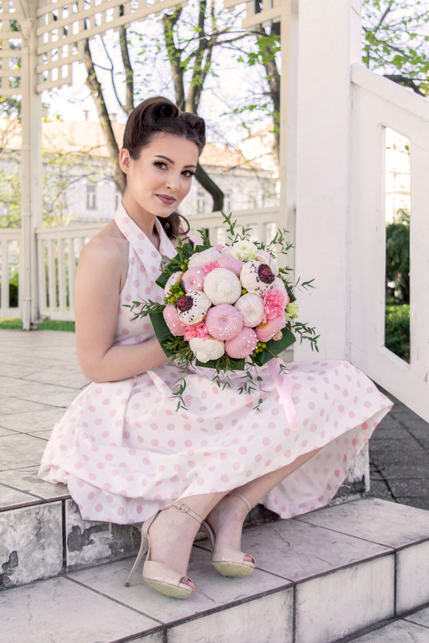 We Created A New Trend For Every Wedding: Donut Bunch