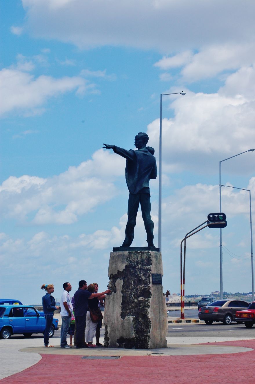 Statue Of José Martí, El Malecón