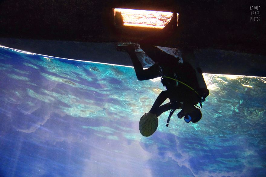 Dragon Egg Found Underwater - 'Game Of Thrones' Inspired Photoshoot Dragon Egg Found Underwater - 'Game Of Thrones' Inspired Photoshoot