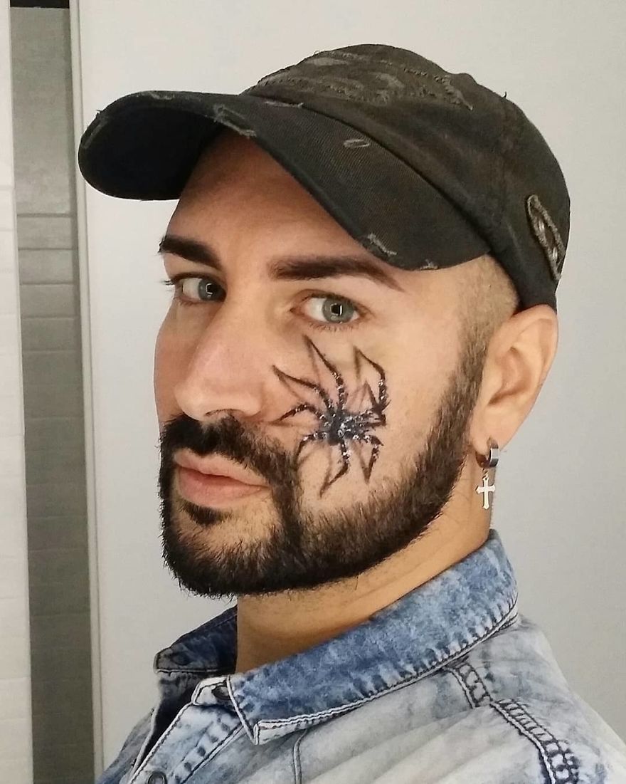 Makeup Artist Makes Your Face A Screen And You Will Be Impressed