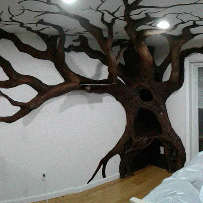 Man Creates Indoor Fake Tree For A Cat, And The Master Approves Of It
