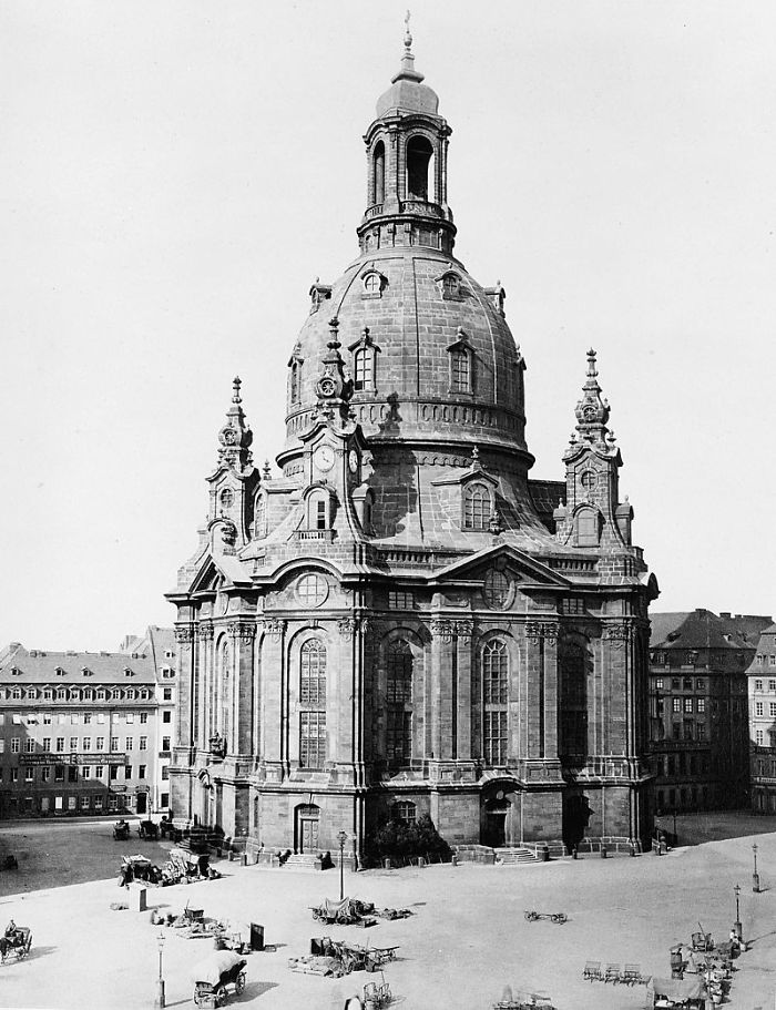 As Paris Cleans Up After The Notre Dame Fire, Here&rsquo;s How Dresden Rebuilt Its Church Which The Allies Bombed In WW2