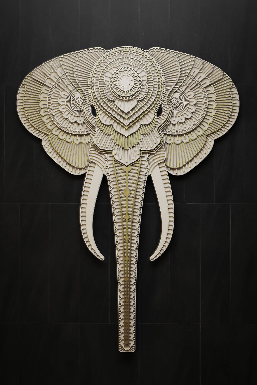 Layered 3D Sculpture Came To Life Using Customized Facebook 3D Photo