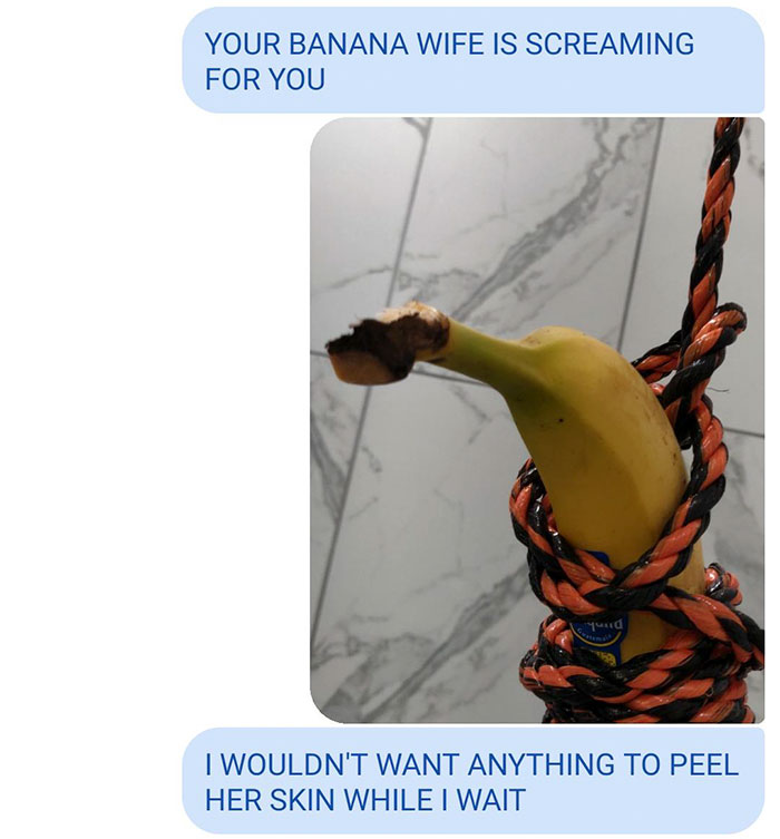 This Guy Takes A Knock-Knock Joke To The Next Level By Kidnapping Friend's Banana Family This Guy Takes A Knock-Knock Joke To The Next Level By Kidnapping Friend's Banana Family