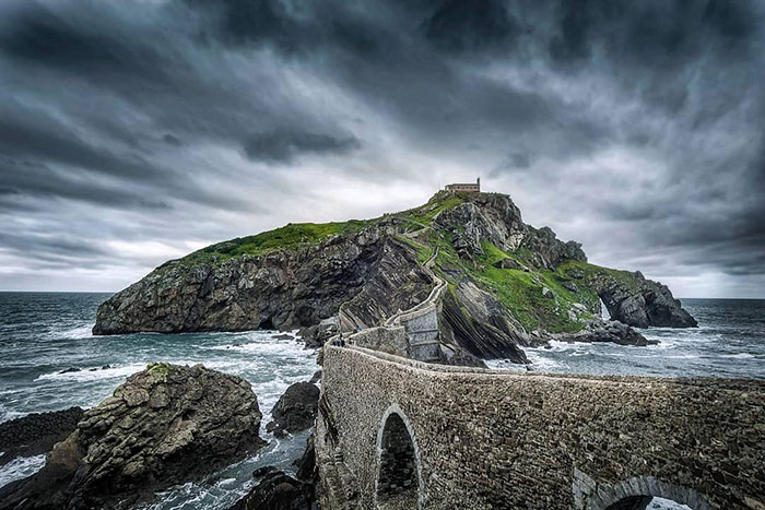 San Juan De Gaztelugatxe. Dragonstone Stairs