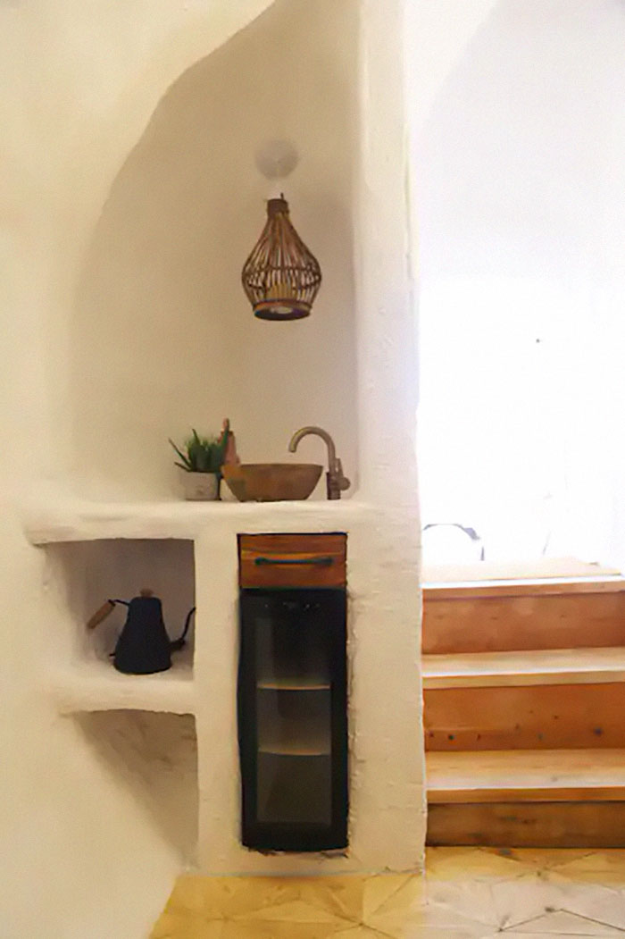 This $200 A Night Potato Airbnb Is A Dream For Potato Lovers And A Nightmare For Claustrophobics