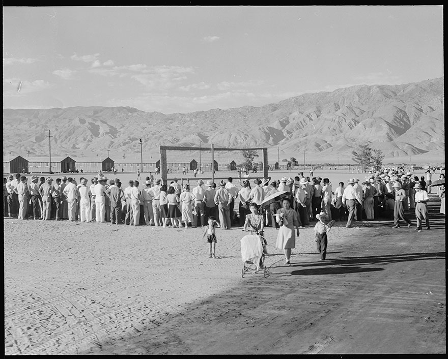 Japanese-Internment-Camp-Photos-Dorothea-Lange-