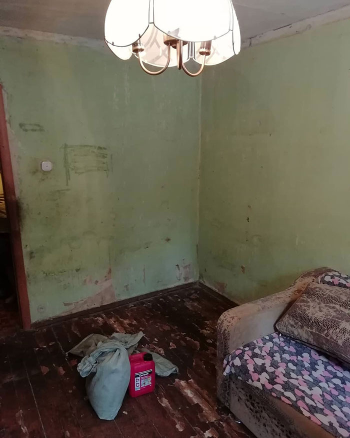 Russian Guy Renovates Apartments For Pensioners And War Veterans For Free