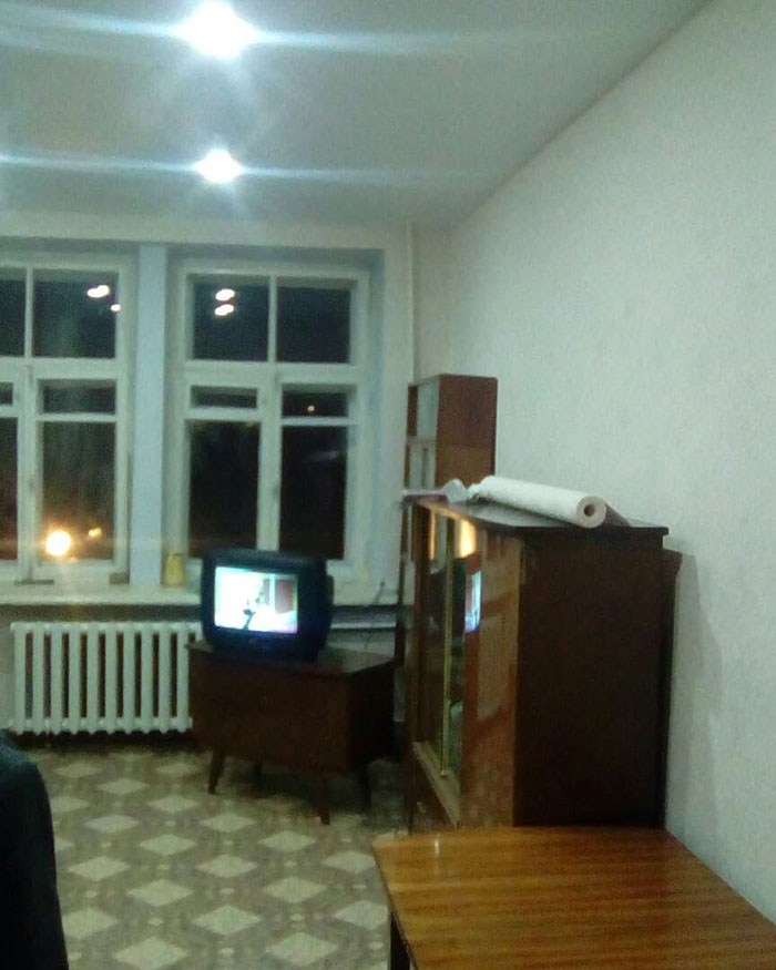 Russian Guy Renovates Apartments For Pensioners And War Veterans For Free