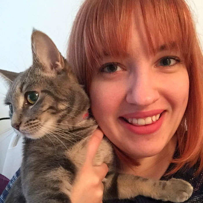 Woman Makes 'A Cat Out Of Her Cat' By Using Cat's Hair And The Result Inspires Others To Do The Same Woman Makes 'A Cat Out Of Her Cat' By Using Cat's Hair And The Result Inspires Others To Do The Same