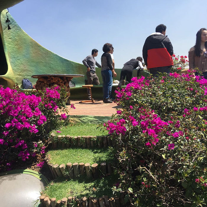 This Organic Hobbit House Is Perfectly Integrated Into Its Surroundings And Is Almost Invisible To Passers-By