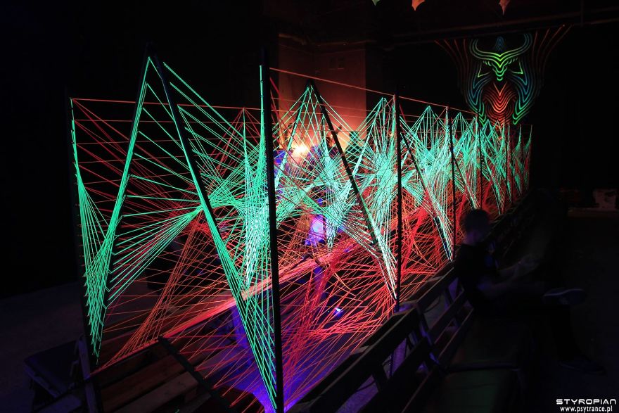 String Art S P A C E C O N C P T