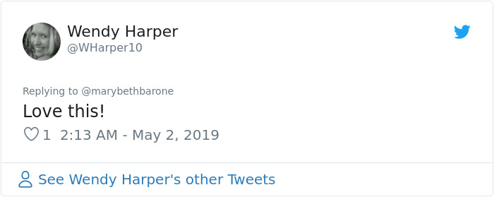 This Woman Had A Date During A Family Vacation, Gave Everyone A Leaflet To Answer Their Annoying Questions This Woman Had A Date During A Family Vacation, Gave Everyone A Leaflet To Answer Their Annoying Questions