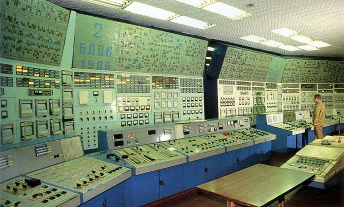  23 Oddly Satisfying Soviet-Era Control Rooms