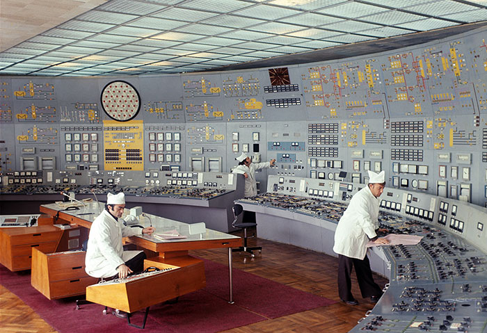 23 Oddly Satisfying Soviet-Era Control Rooms 23 Oddly Satisfying Soviet-Era Control Rooms