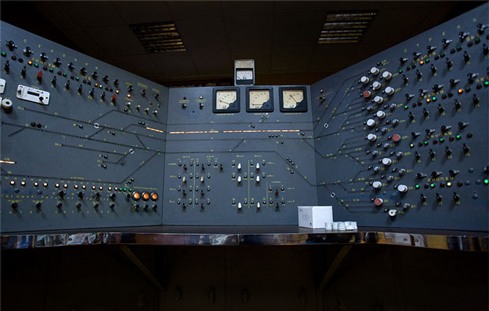 23 Oddly Satisfying Soviet-Era Control Rooms