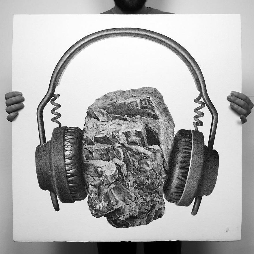 Italian Artist Makes Ultra Realistic Drawings With Pen And The Result Is Impressive