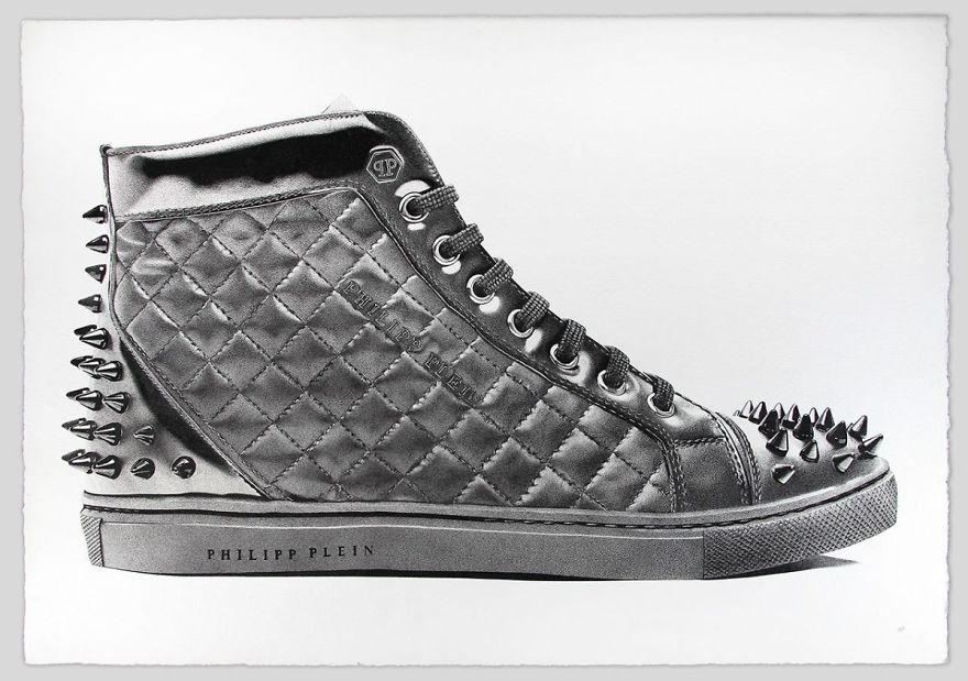 Italian Artist Makes Ultra Realistic Drawings With Pen And The Result Is Impressive