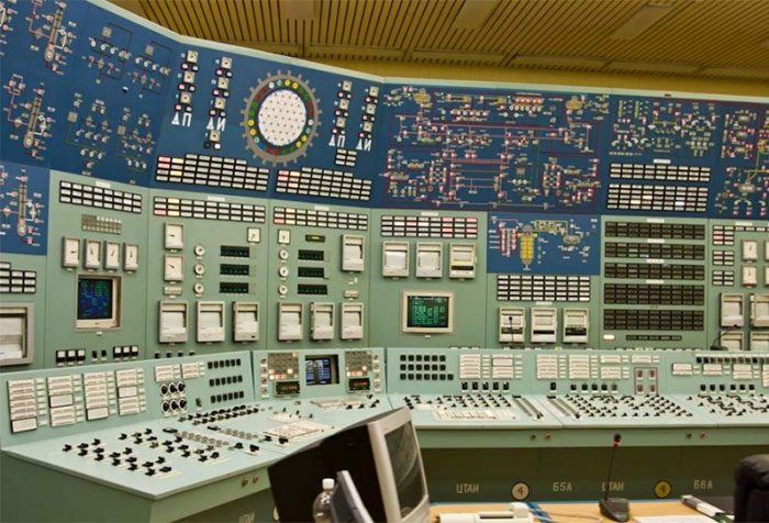 23 Oddly Satisfying Soviet-Era Control Rooms 23 Oddly Satisfying Soviet-Era Control Rooms