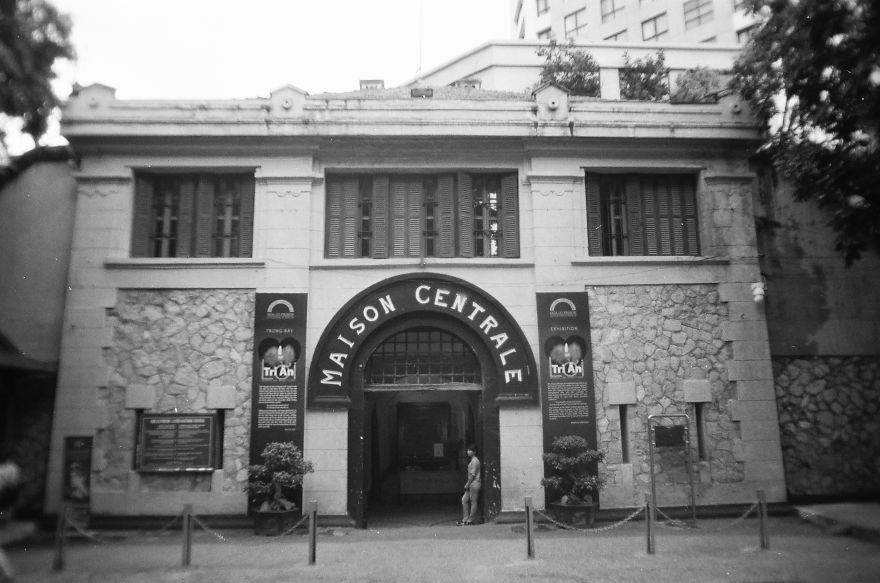 B&w Vietnam From N To S