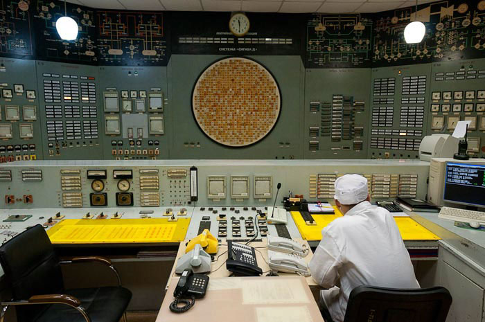  23 Oddly Satisfying Soviet-Era Control Rooms
