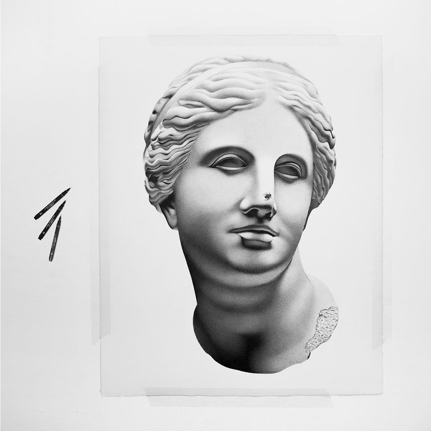Italian Artist Makes Ultra Realistic Drawings With Pen And The Result Is Impressive