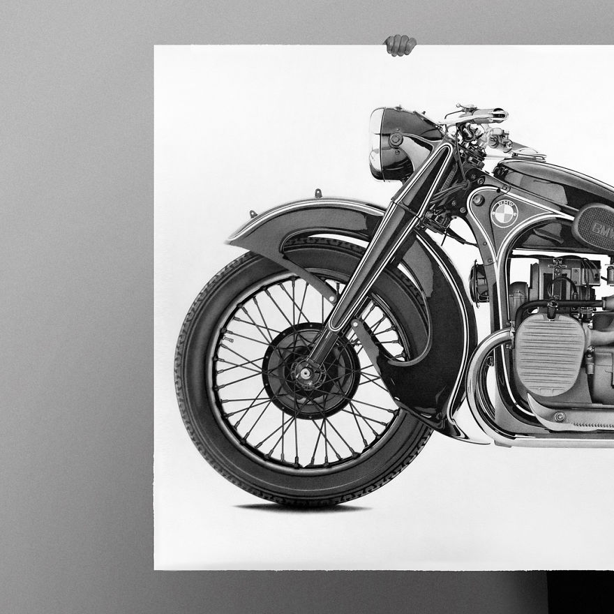 Italian Artist Makes Ultra Realistic Drawings With Pen And The Result Is Impressive