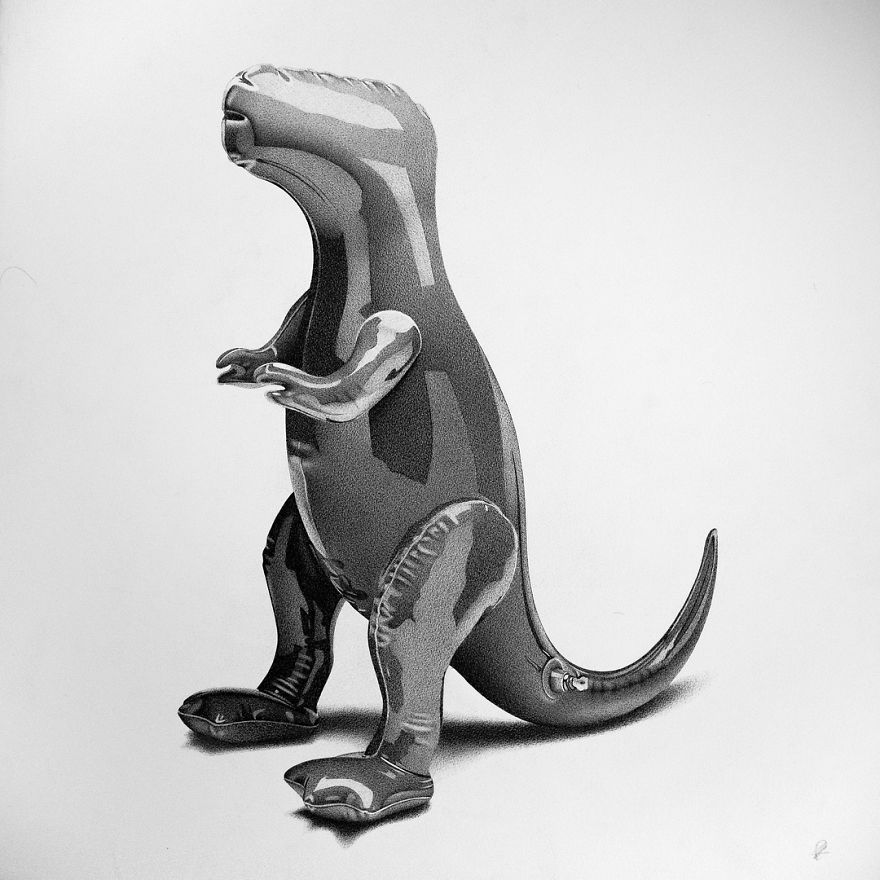 Italian Artist Makes Ultra Realistic Drawings With Pen And The Result Is Impressive