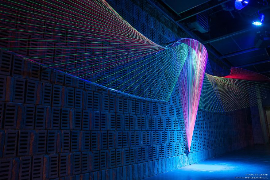 String Art S P A C E C O N C P T