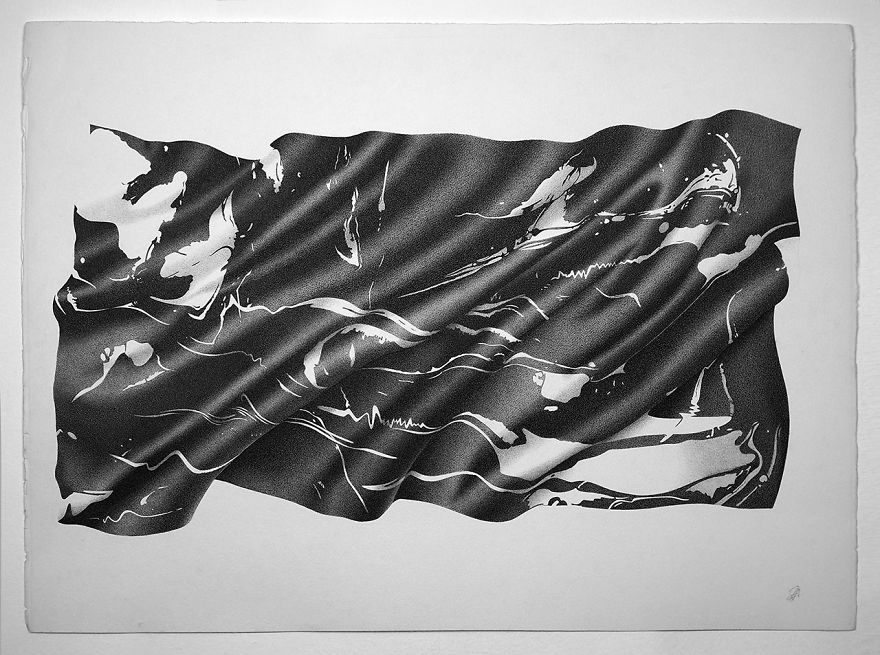 Italian Artist Makes Ultra Realistic Drawings With Pen And The Result Is Impressive