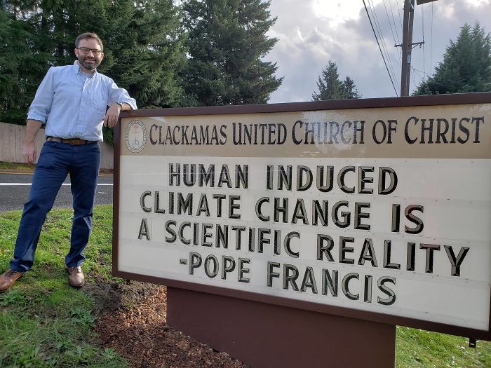Signs-Clackamas-United-Church-Of-Christ-Milwaukie-Adam-Ericksen