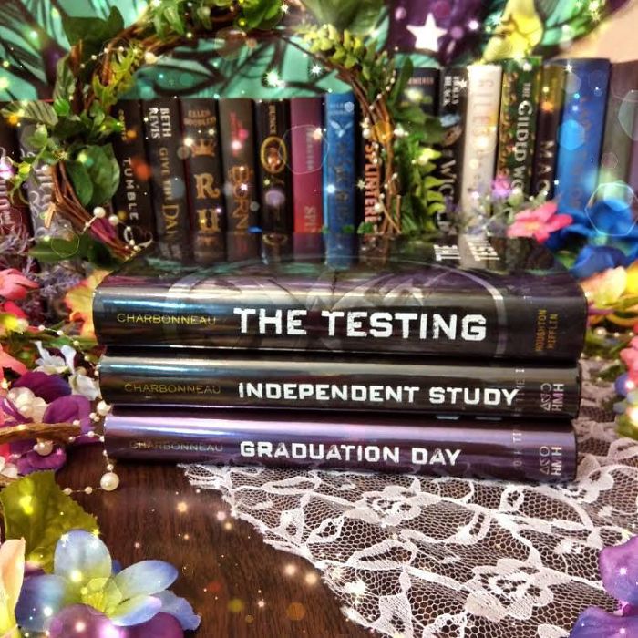 This Bookstagrammer Combines Her Love Of Books And Photography To Take Beautiful Photos.