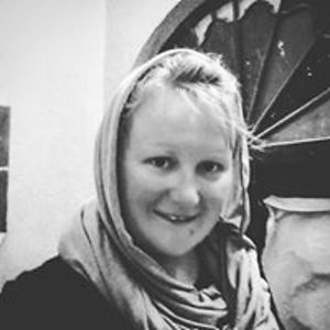 daniela100880 avatar