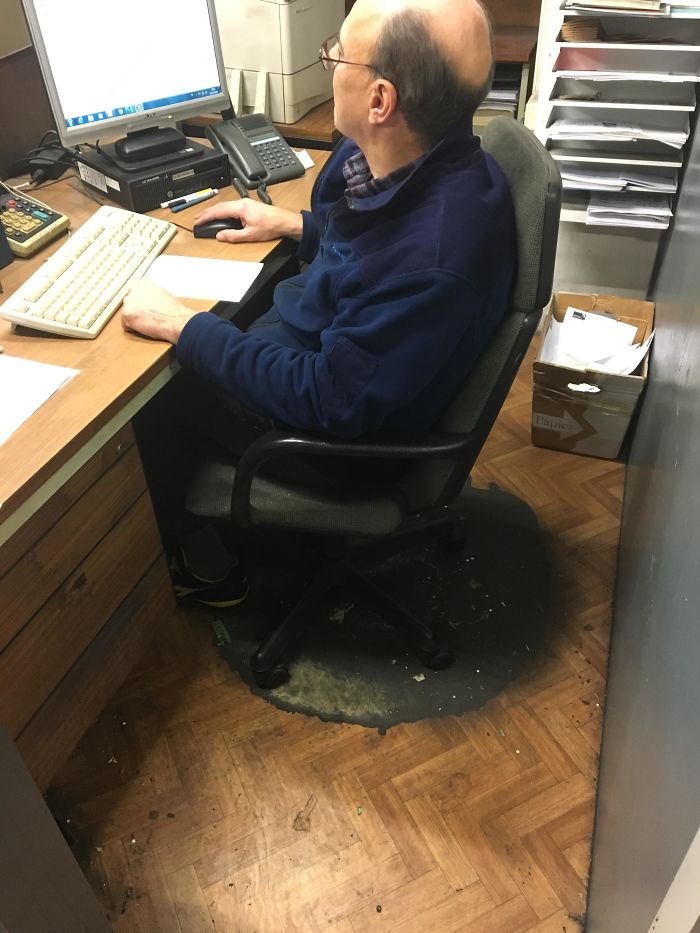 This Guy Wore Out His Wooden Floor After 39 Years Of Sitting/Working