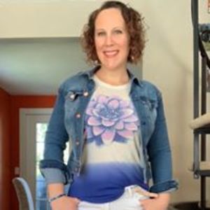 lauracorcoranwrites avatar