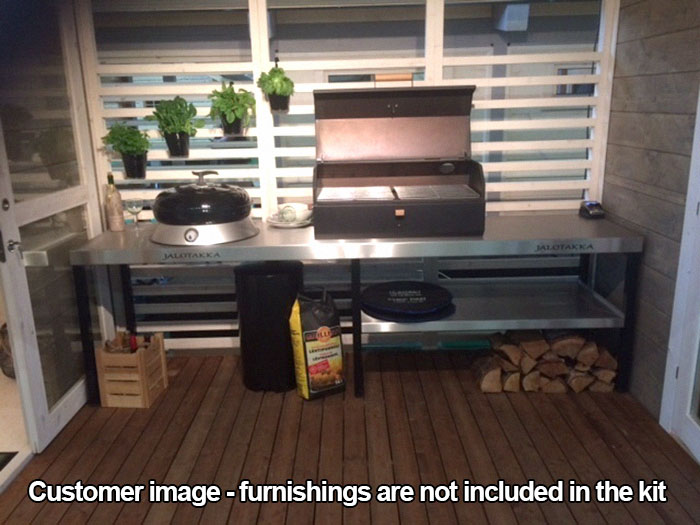 Amazon's Selling A Guesthouse 'Kit' That You Can Build In Your Backyard In 8 Hours Amazon's Selling A Guesthouse 'Kit' That You Can Build In Your Backyard In 8 Hours