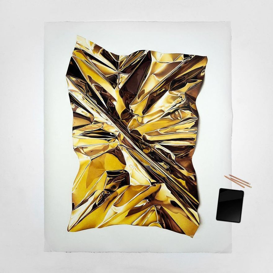 Italian Artist Makes Ultra Realistic Drawings With Pen And The Result Is Impressive