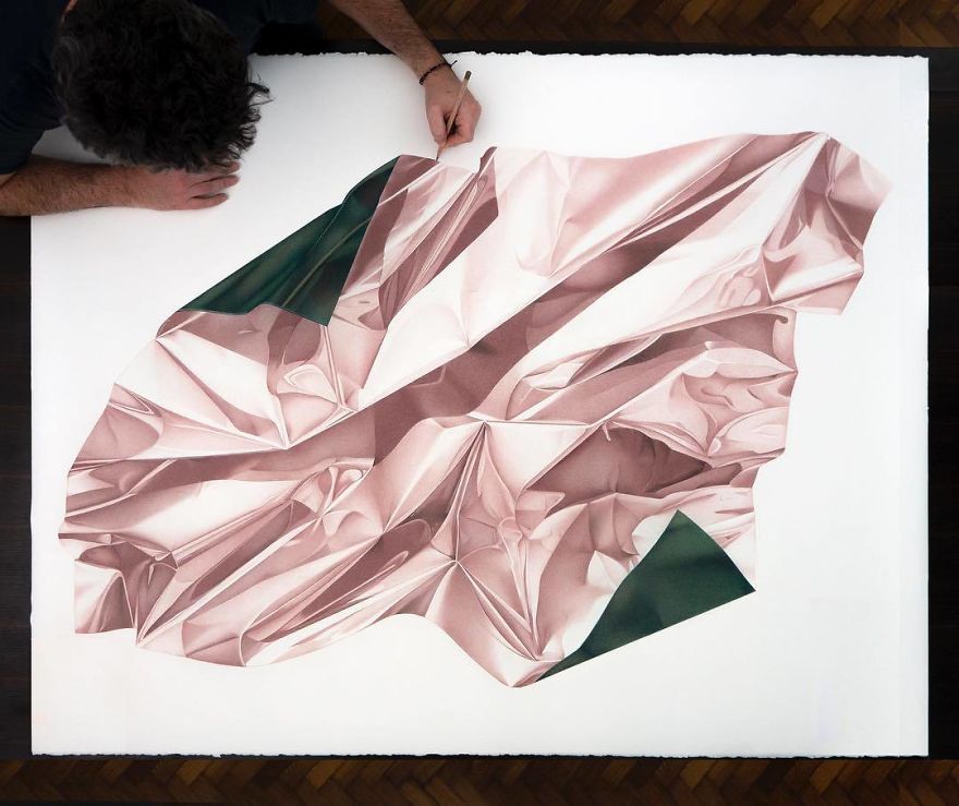 Italian Artist Makes Ultra Realistic Drawings With Pen And The Result Is Impressive