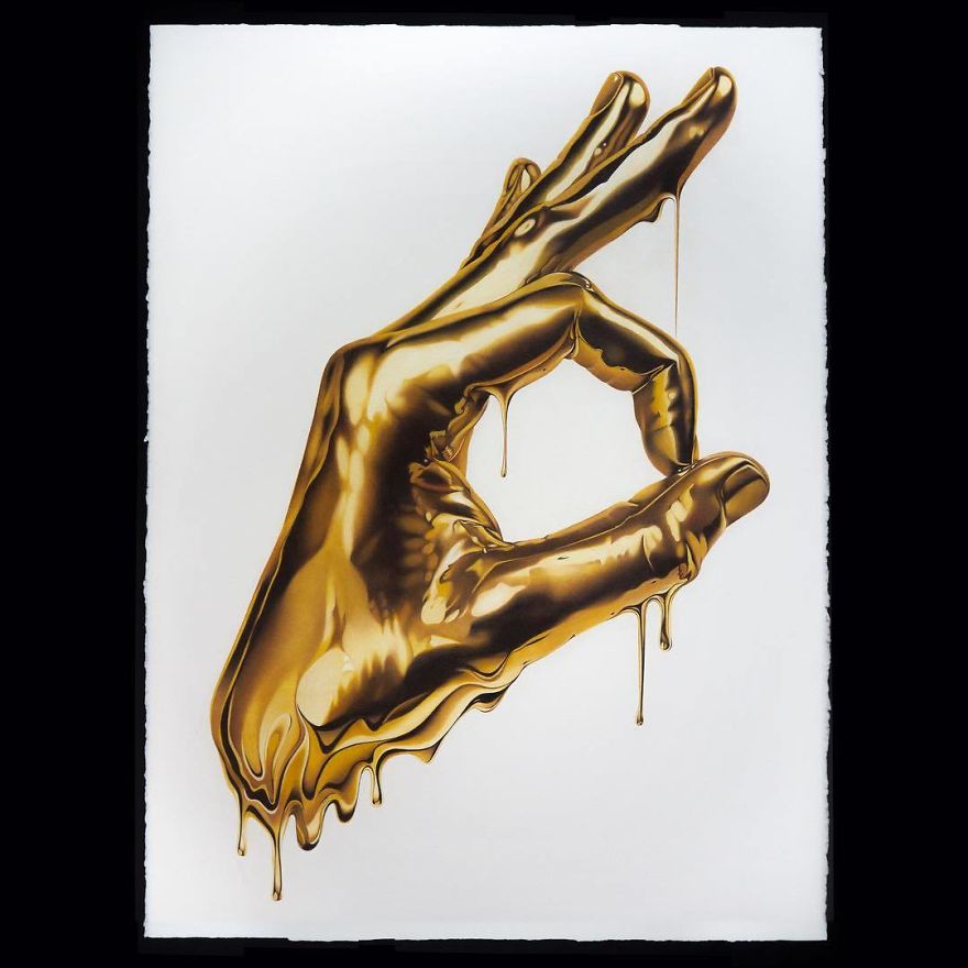 Italian Artist Makes Ultra Realistic Drawings With Pen And The Result Is Impressive