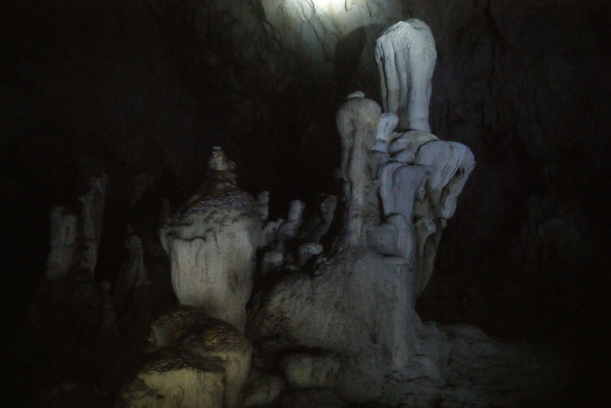 I Went To Fakfak To Enjoy The Beach, Cave, And Saw Bats I Went To Fakfak To Enjoy The Beach, Cave, And Saw Bats