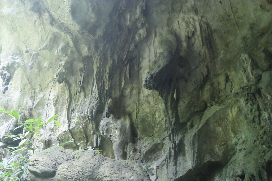 I Went To Fakfak To Enjoy The Beach, Cave, And Saw Bats I Went To Fakfak To Enjoy The Beach, Cave, And Saw Bats
