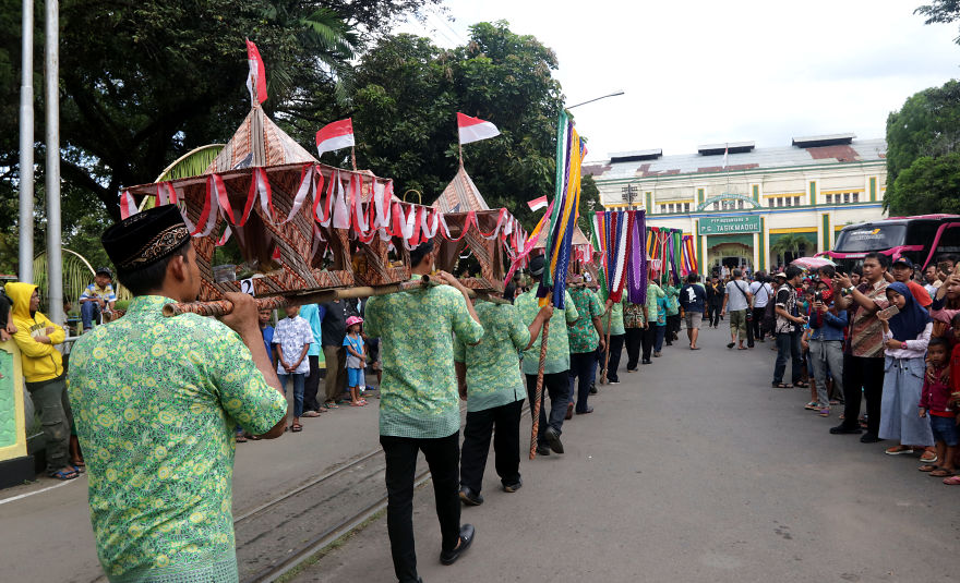First Milling Ceremony