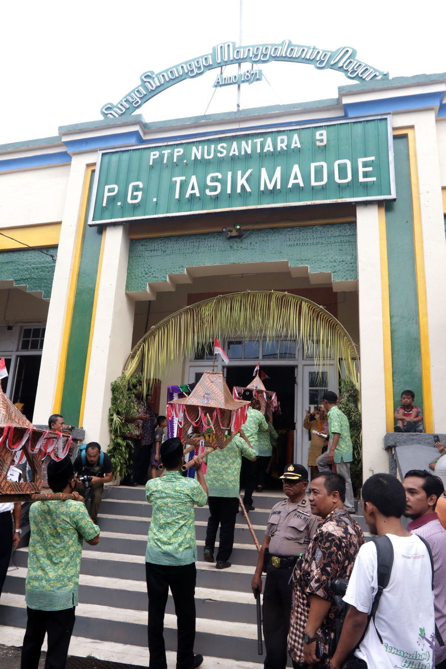 First Milling Ceremony