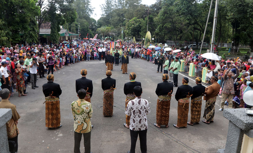 First Milling Ceremony