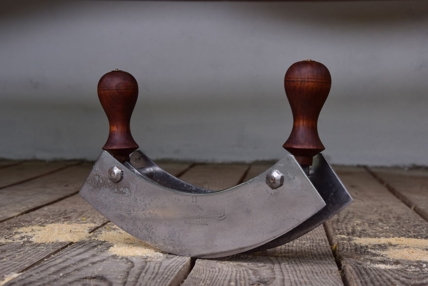 From Rusty Junk To Shiny Mezzaluna