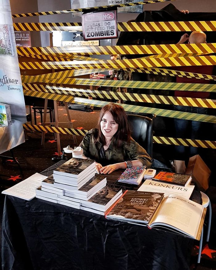 I Am A So-Called “Non-Service Person”, But That Does Not Get In The Way Of Living My Life To The Fullest (34 Pics) I Am A So-Called “Non-Service Person”, But That Does Not Get In The Way Of Living My Life To The Fullest (34 Pics)