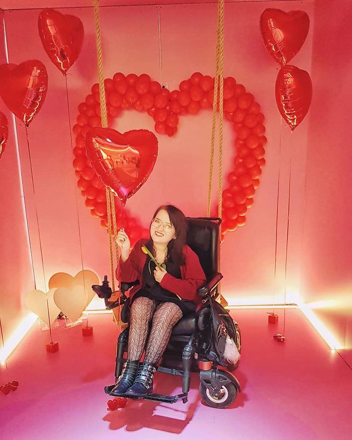 I Am A So-Called “Non-Service Person”, But That Does Not Get In The Way Of Living My Life To The Fullest (34 Pics) I Am A So-Called “Non-Service Person”, But That Does Not Get In The Way Of Living My Life To The Fullest (34 Pics)