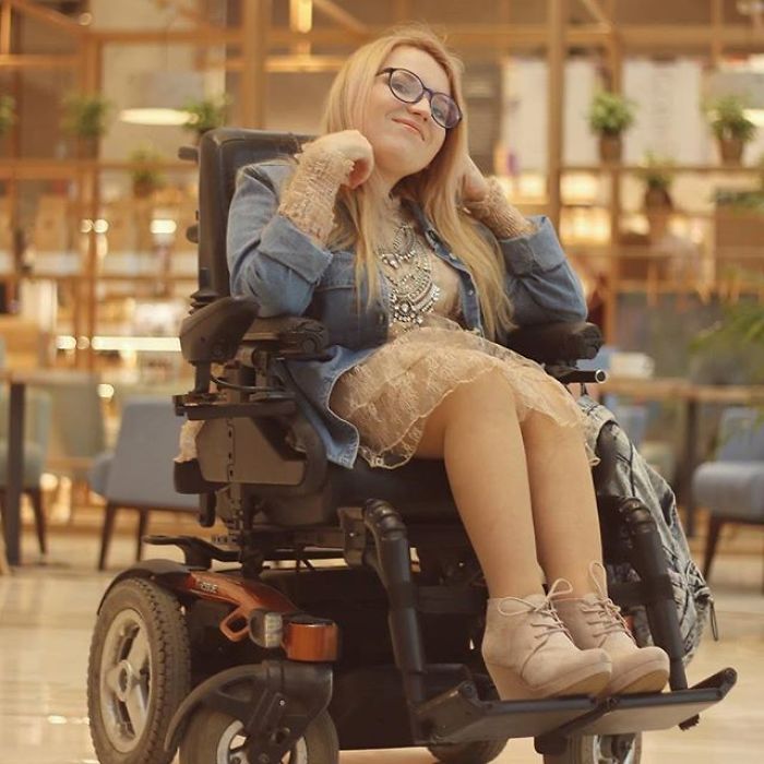 I Am A So-Called “Non-Service Person”, But That Does Not Get In The Way Of Living My Life To The Fullest (34 Pics) I Am A So-Called “Non-Service Person”, But That Does Not Get In The Way Of Living My Life To The Fullest (34 Pics)