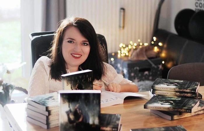 I Am A So-Called “Non-Service Person”, But That Does Not Get In The Way Of Living My Life To The Fullest (34 Pics) I Am A So-Called “Non-Service Person”, But That Does Not Get In The Way Of Living My Life To The Fullest (34 Pics)